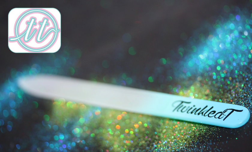 How Twinkled T Nails Perfection!